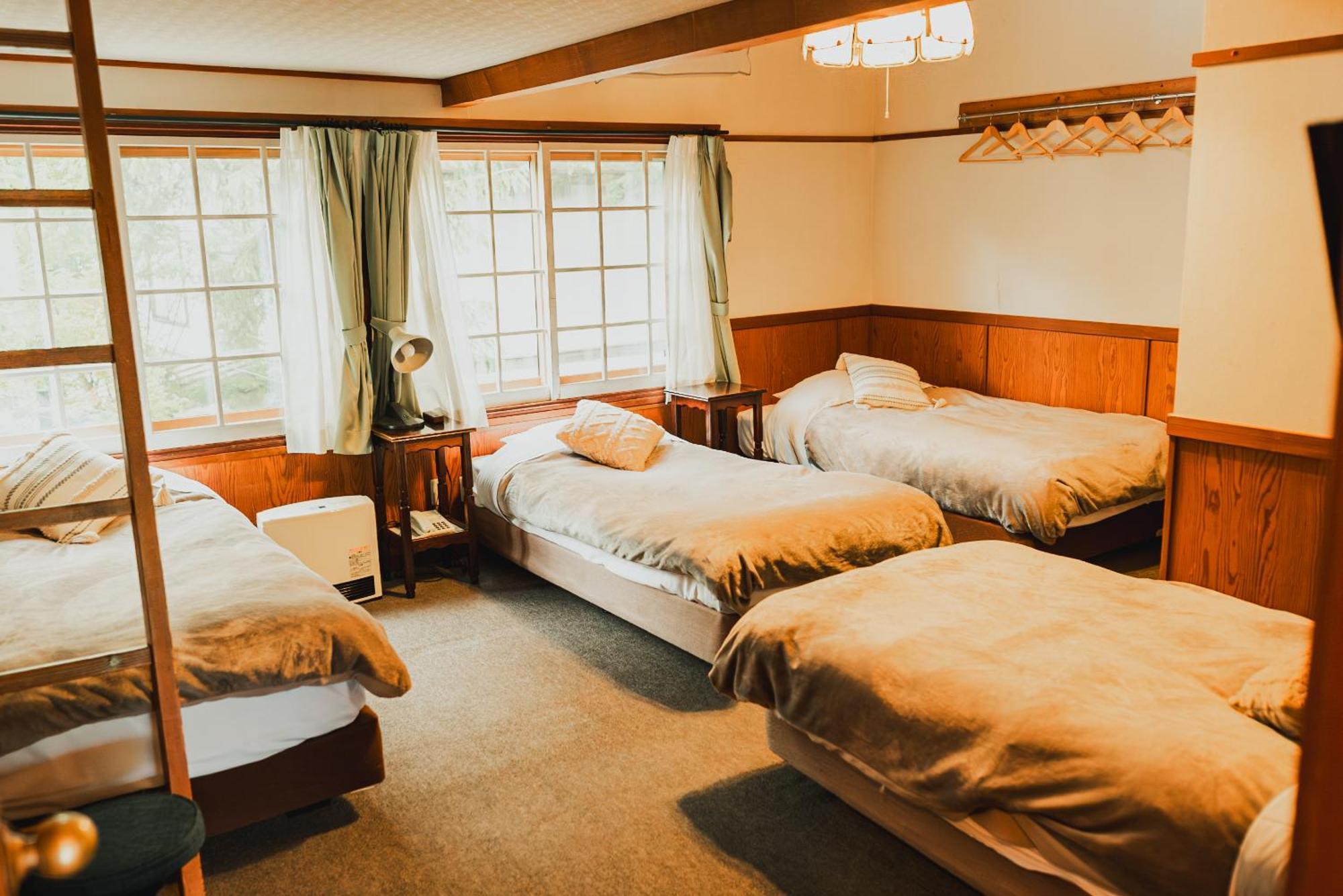 Hakuba Pension & Log Hotel Meteor Dış mekan fotoğraf